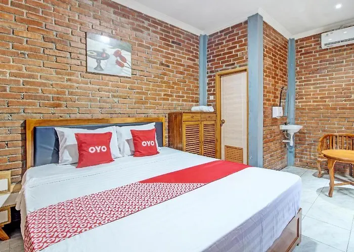 Oyo 92606 Djoglo Boto Homestay Syariah