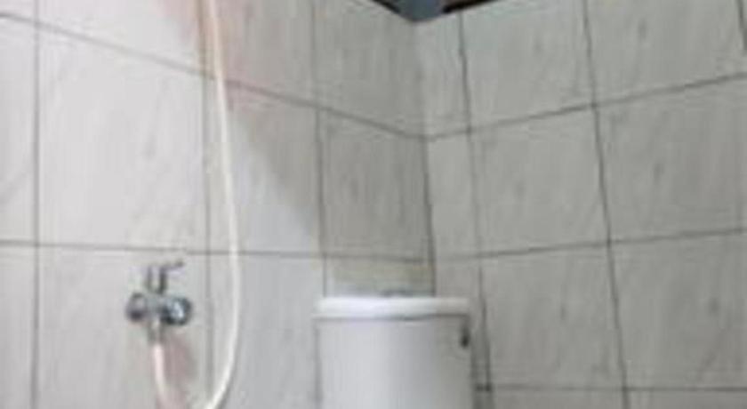 Oyo 92606 Djoglo Boto Syariah Hotel 2*