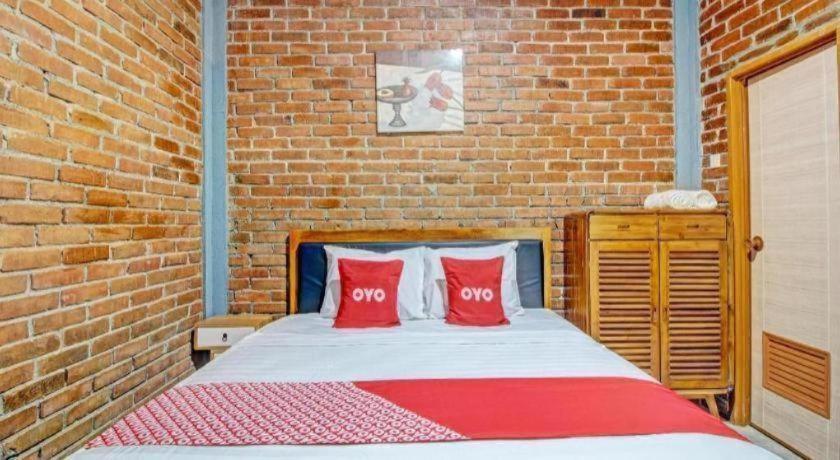 Hotel Oyo 92606 Djoglo Boto Syariah Yogyakarta