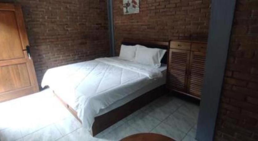 Oyo 92606 Djoglo Boto Syariah Hotel Yogyakarta